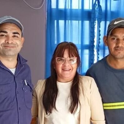 La Intendente Esther Ayala entregó nueva indumentaria a los trabajadores municipales de Villa Olivari